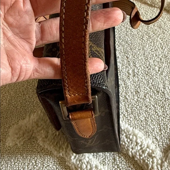 Louis Vuitton Vintage Monogram Saint Cloud GM - Picture 12 of 17